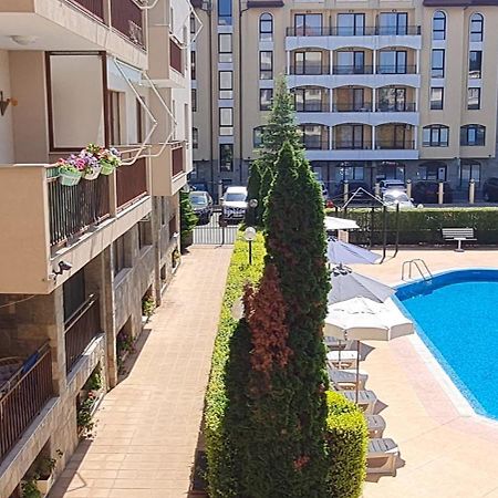 סאני ביץ' Summer Breeze Apartments מראה חיצוני תמונה