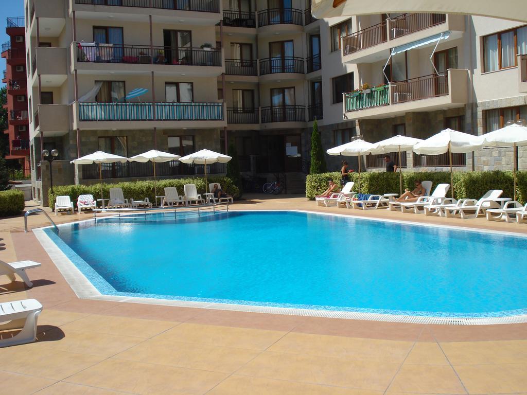 סאני ביץ' Summer Breeze Apartments מראה חיצוני תמונה