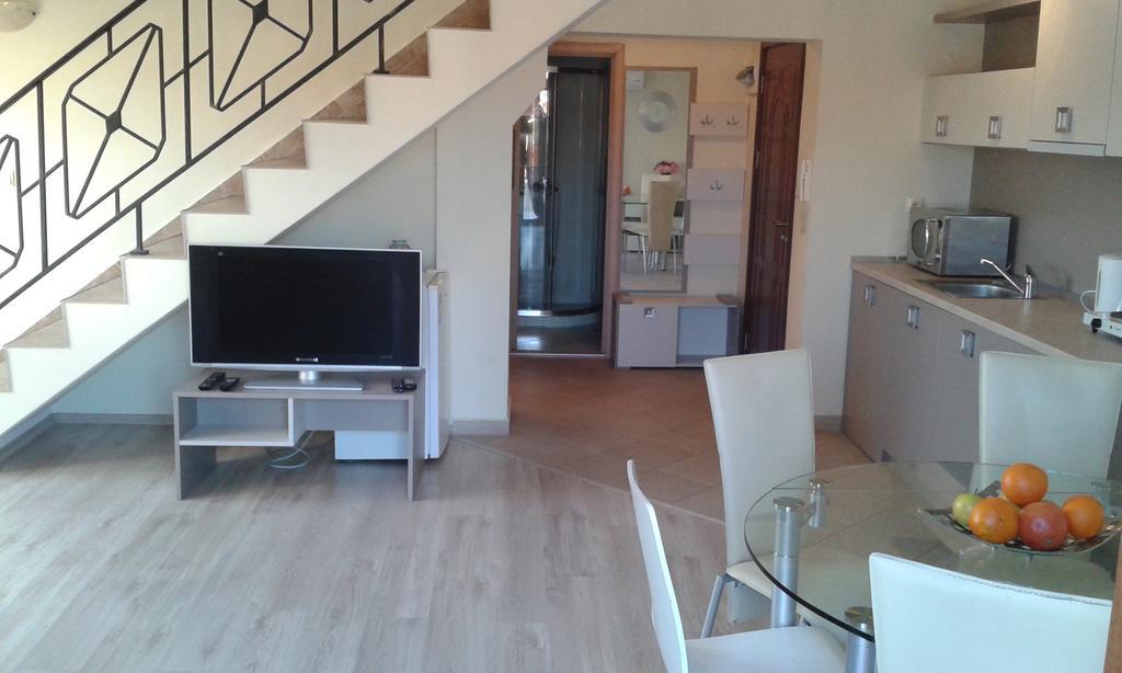 סאני ביץ' Summer Breeze Apartments מראה חיצוני תמונה