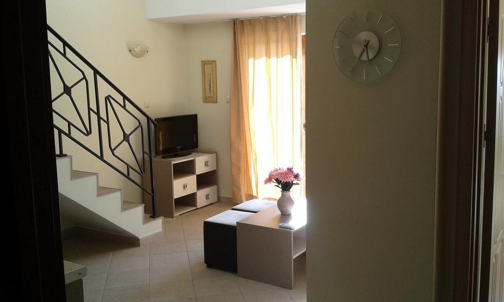 סאני ביץ' Summer Breeze Apartments מראה חיצוני תמונה