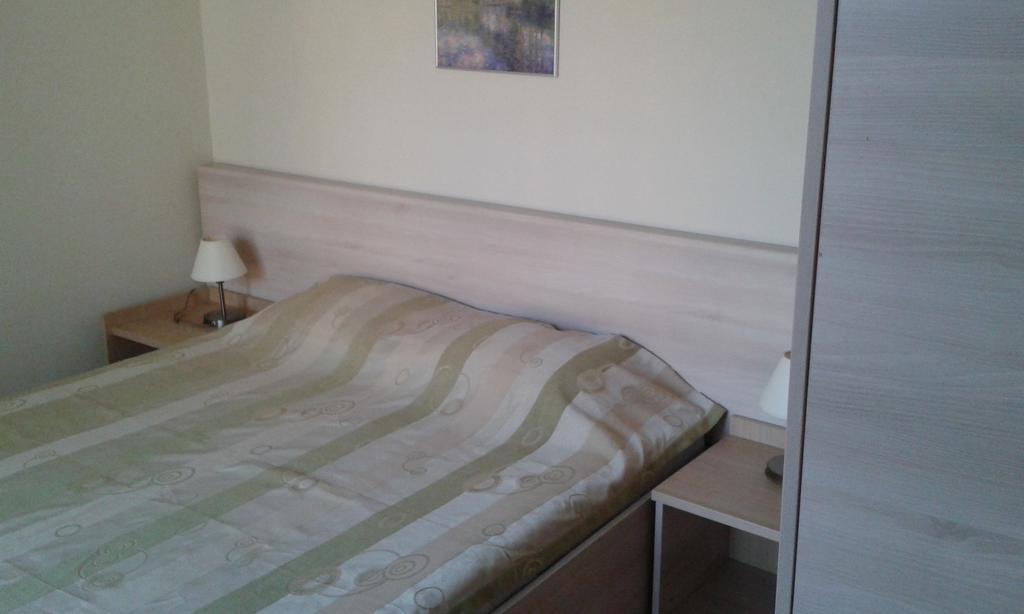 סאני ביץ' Summer Breeze Apartments מראה חיצוני תמונה