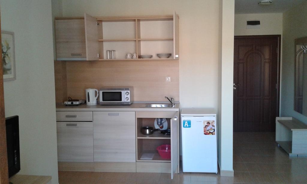 סאני ביץ' Summer Breeze Apartments מראה חיצוני תמונה